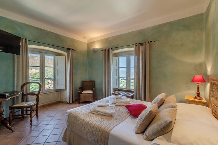 Room 20 of 77