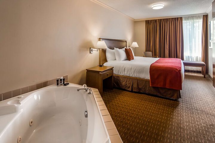 Room 14 of 35