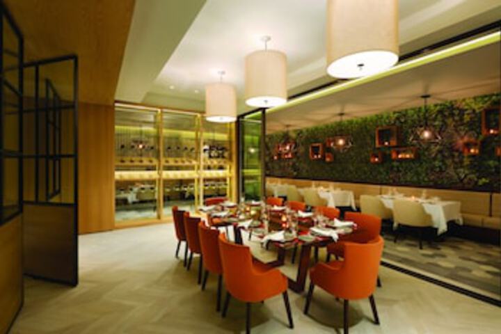 Dining 178 of 342
