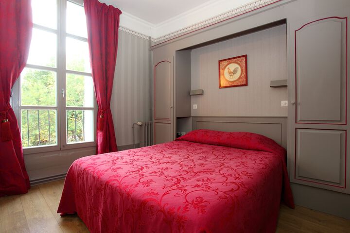 Room 9 of 24