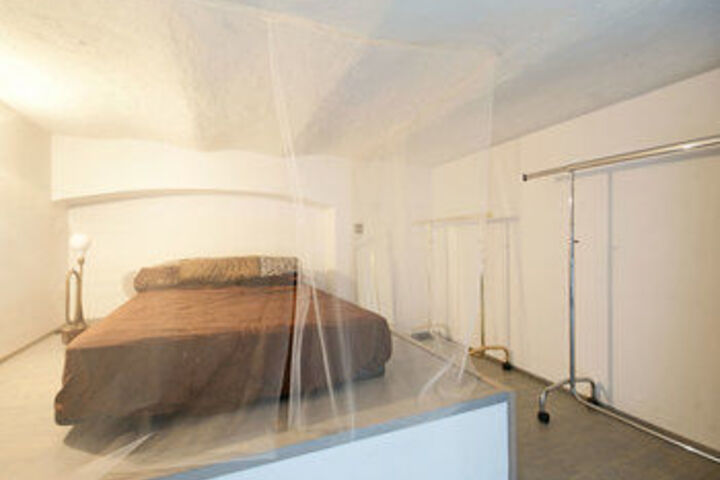 Room 48 of 73