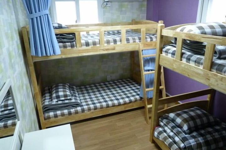Room 15 of 43