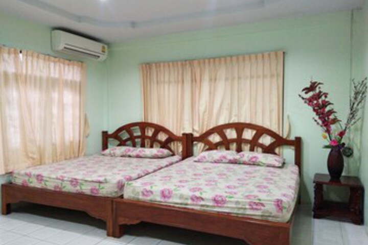 Room 25 of 50