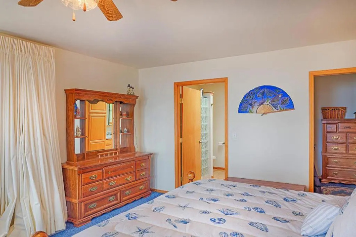 Room 5 of 15