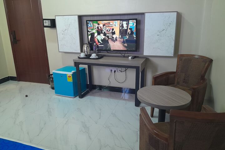 Room 8 of 52