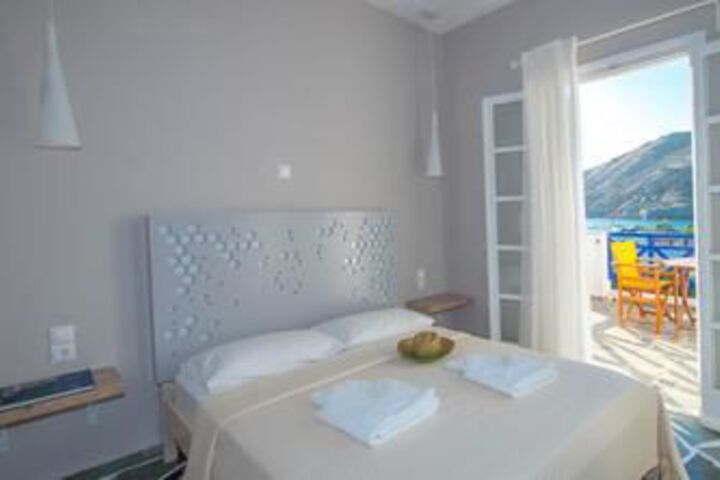 Room 9 of 22