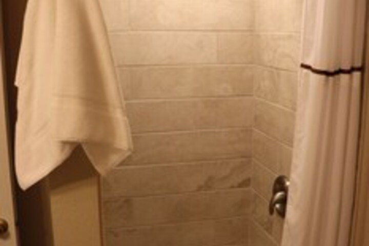 Room 328 of 504