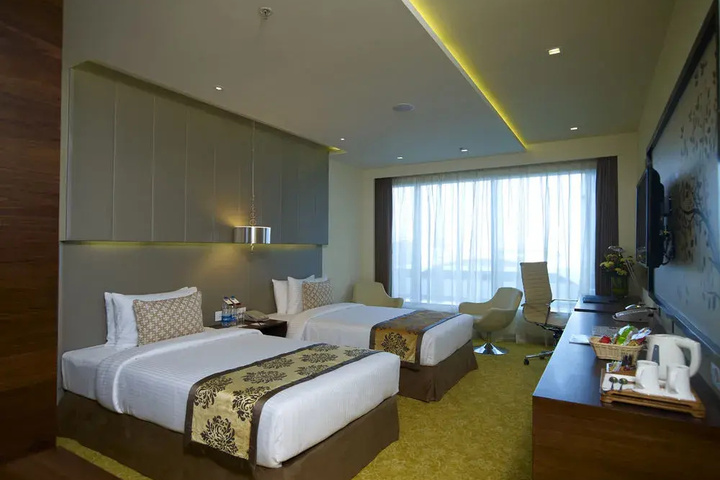 Caspia Hotel Ahmedabad