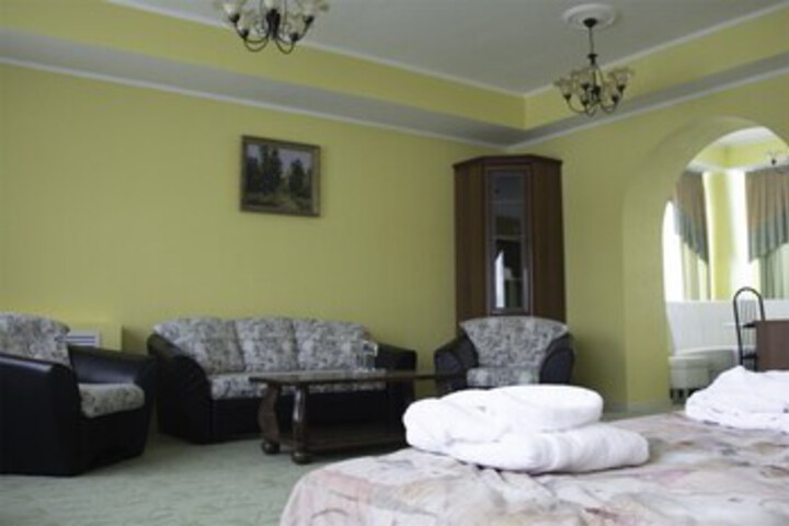 Room 27 of 52
