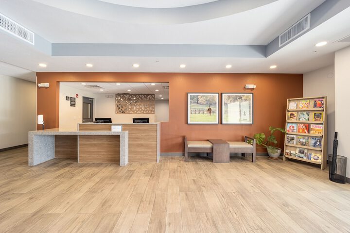 Check-in/check-out kiosk