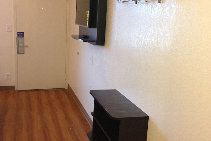Room 17 of 75