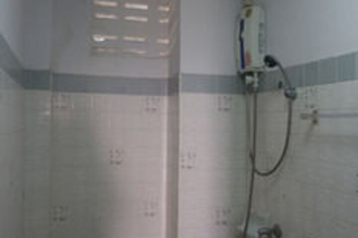 Room 2 of 14