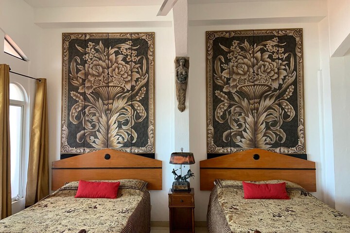 Room 276 of 413