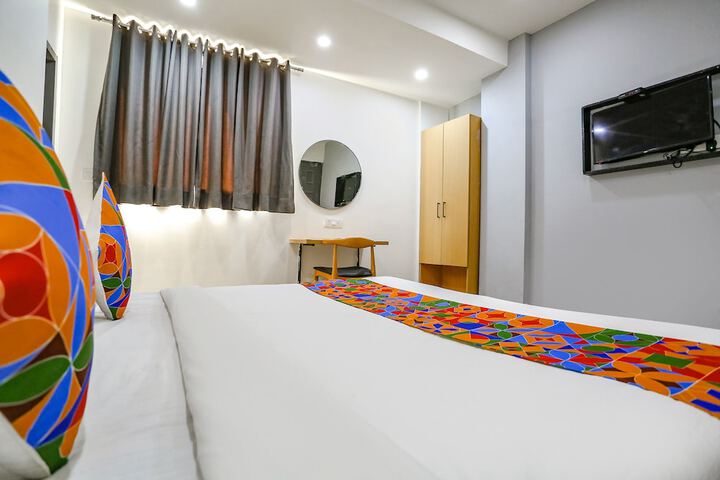 Room 16 of 35