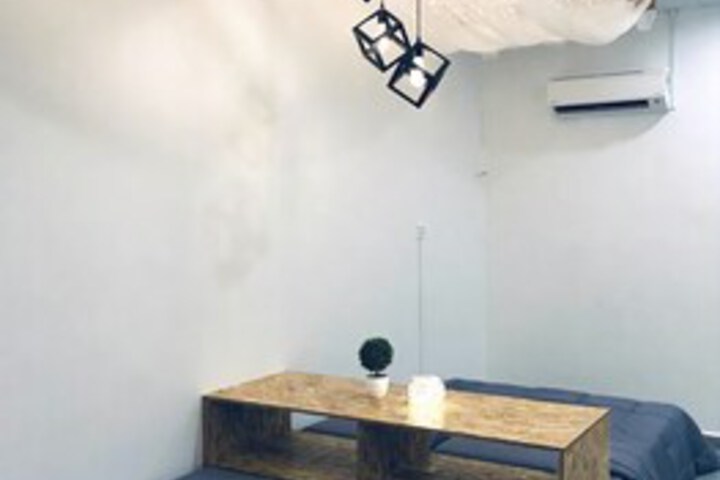 Room 16 of 22