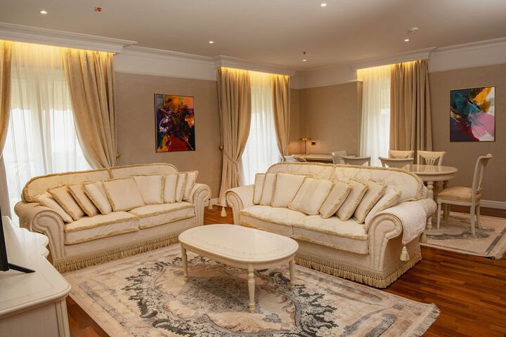 Room 21 of 85