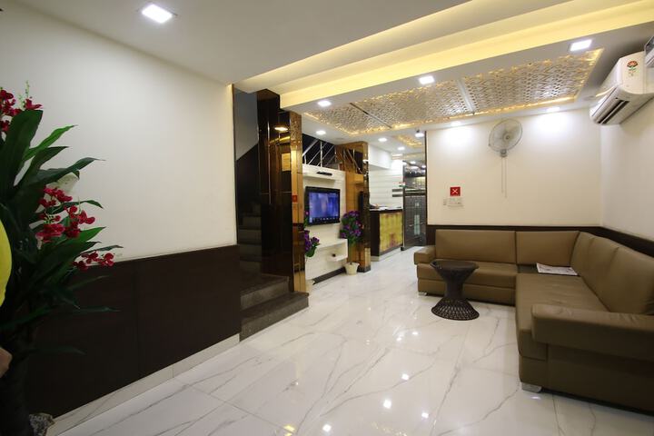 Hotel Lobby