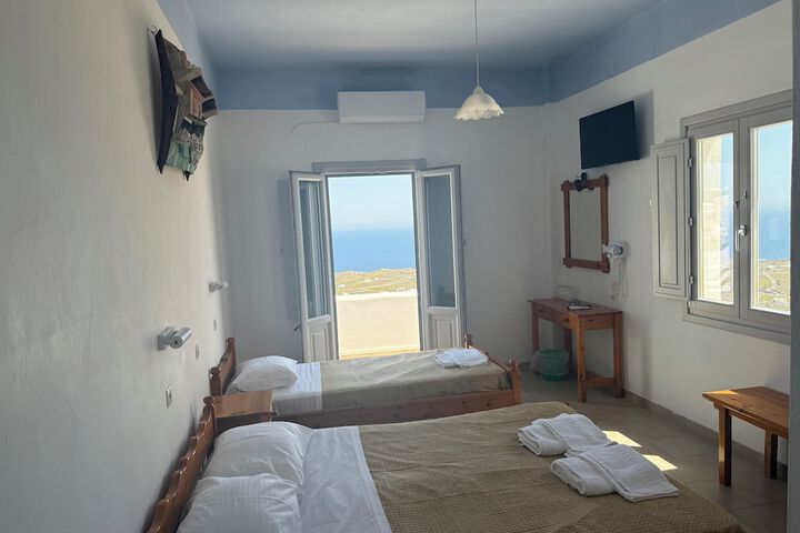 Room 34 of 74