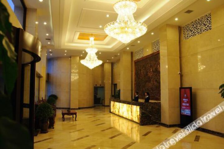Hotel Interior 7 of 17