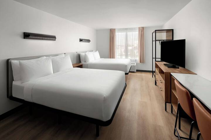 Room 9 of 19