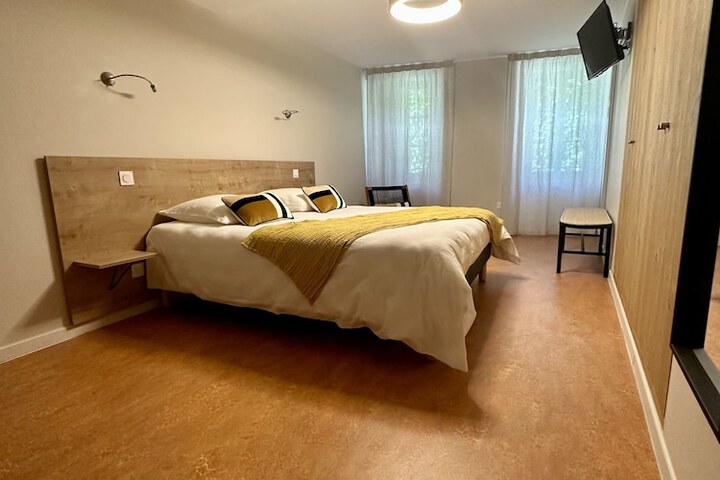 Room 18 of 64