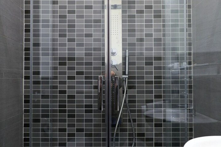 Room 77 of 155