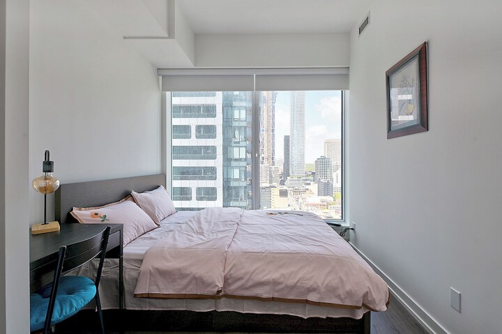 Room 11 of 69