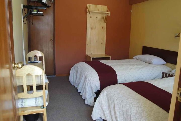 Room 12 of 21