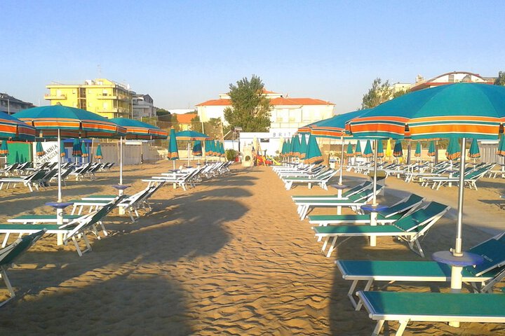Beach 34 of 42