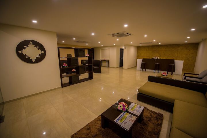 Hotel Interior 6 of 24