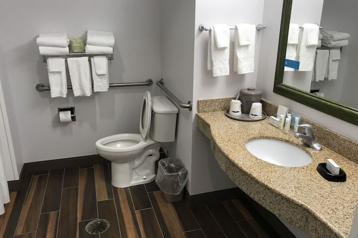 Room 80 of 115