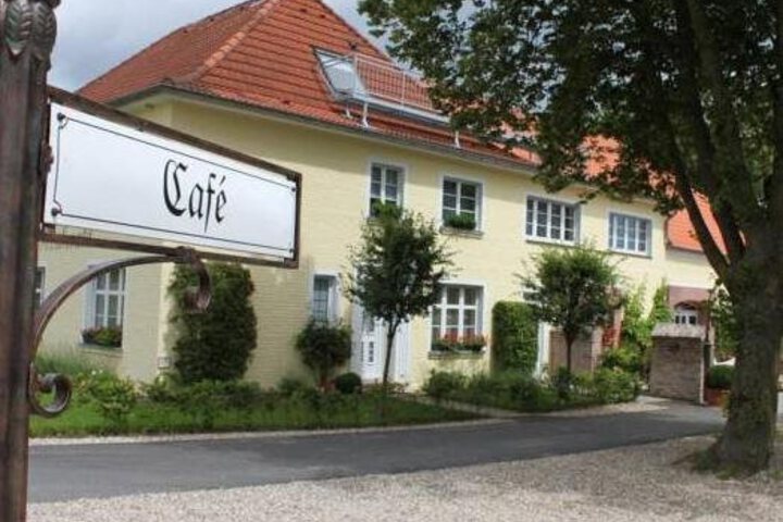 LANDGUT AM HOCHWALD