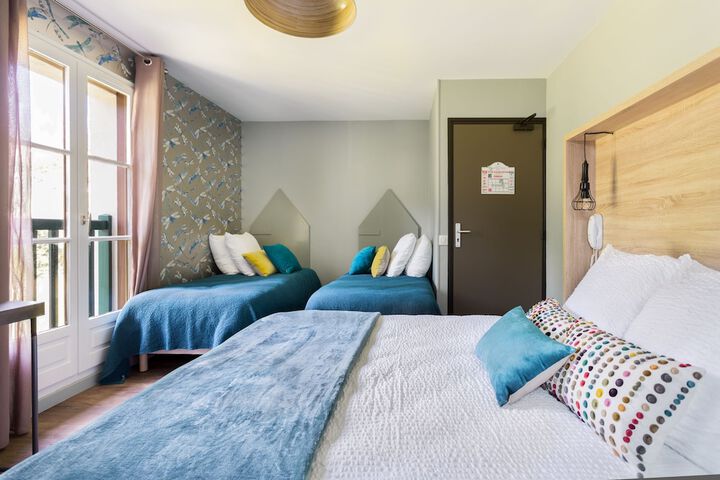Room 4 of 55