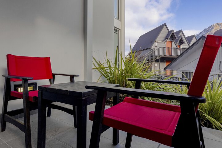 Terrace/Patio 27 of 54