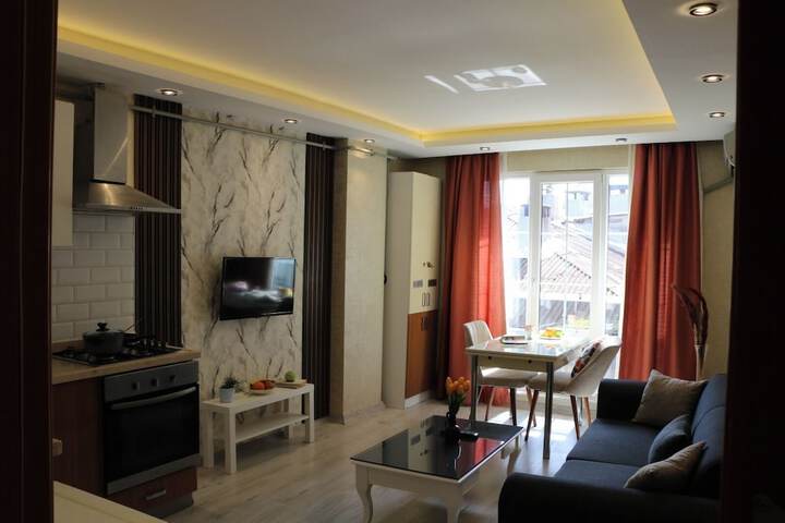 Room 3 of 7