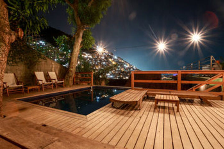 Pool 38 of 54