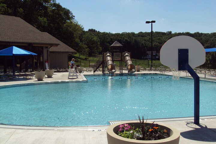 3 Cedar Bluff Townhome in Galena, IL