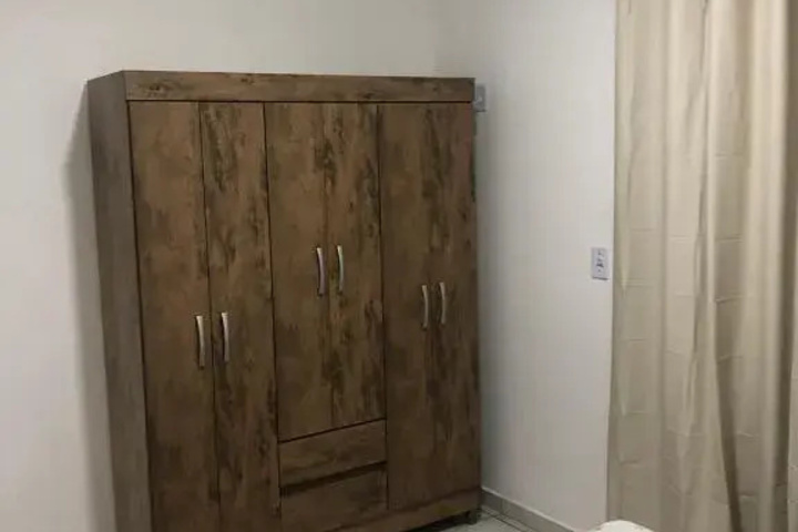 Room 6 of 19