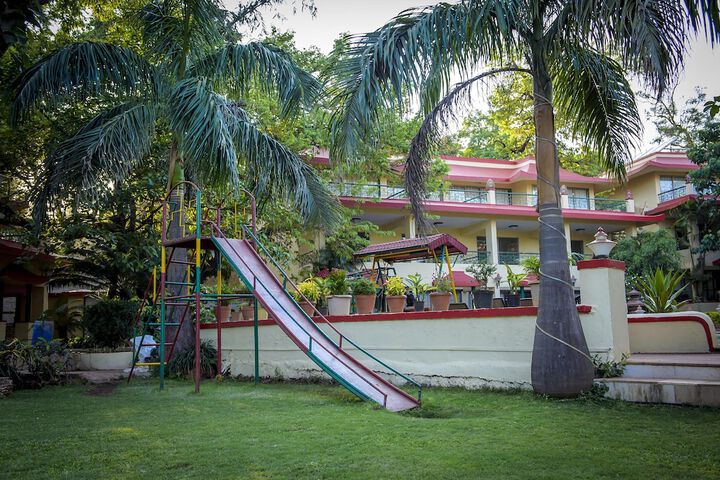 Children's play area - outdoor