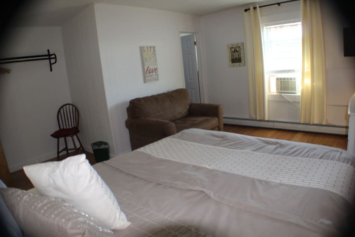 Room 18 of 46