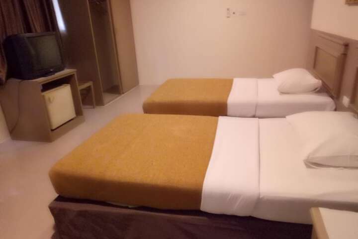 Room 20 of 32