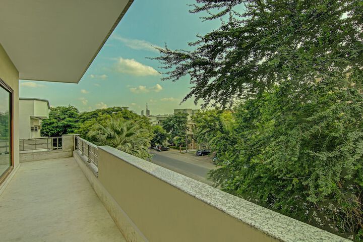 Room 14 of 50