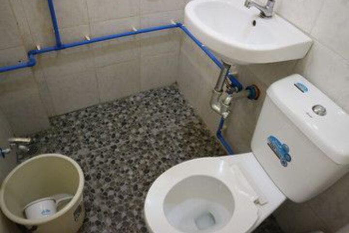Room 3 of 31