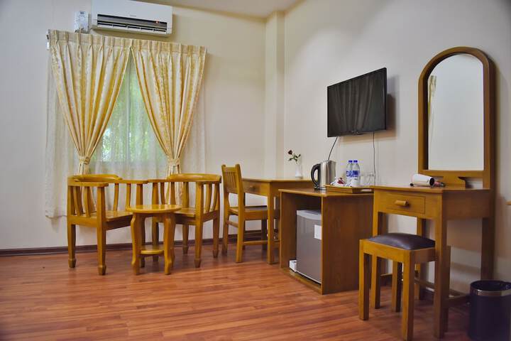 Room 20 of 38