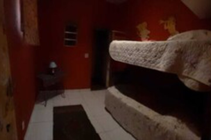 Room 31 of 114