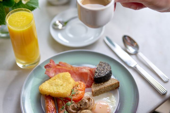 Breakfast/Coffee Service 32 of 42
