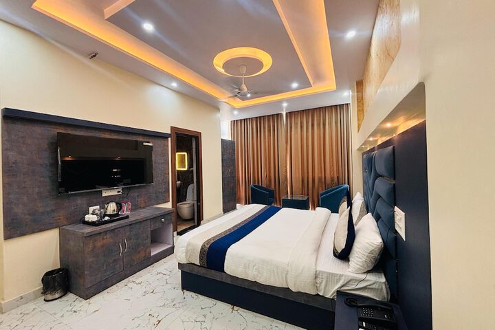Room 31 of 49