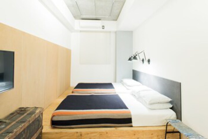 Room 86 of 214