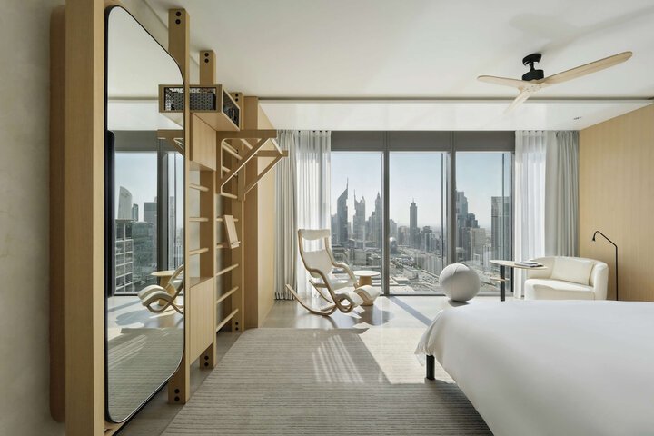 Room 7 of 81