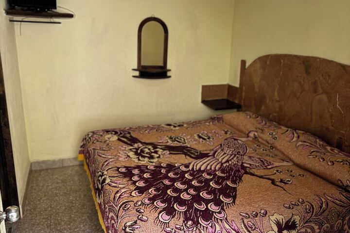 Room 41 of 82